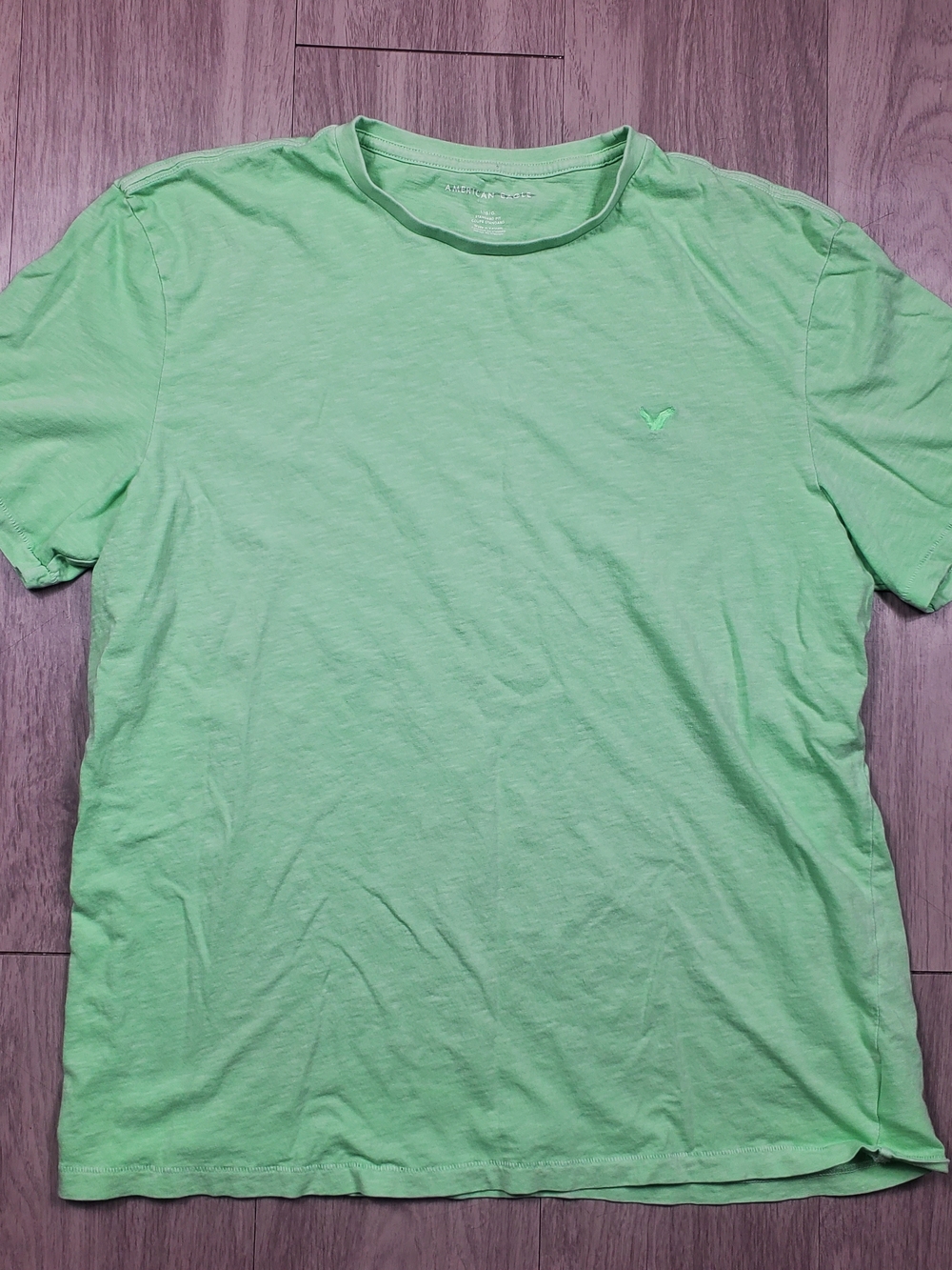 American Eagle Outfitters AE Super Soft Short Sleeve Neon Green T-Shirt Mens L
